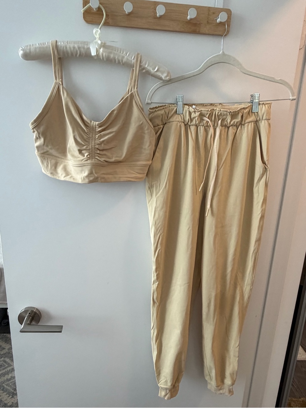 lululemon athletica Beige Cropped Tank & Jogger Set